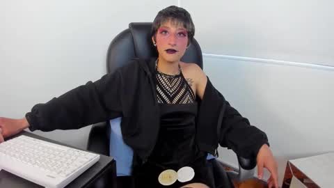 Snapshot of isabelcortezz chatting on September 11, 2025, 10:43 pm Isabel Cortez online show from September 11, 2025, 10:43 pm