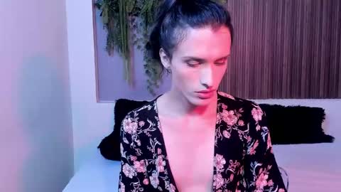 Snapshot of isabelfernandez chatting on September 25, 2025, 5:55 am IsabelFernandez online show from September 25, 2025, 5:55 am