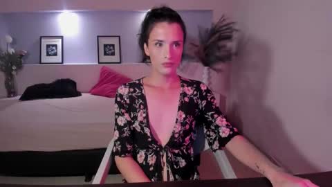 Snapshot of isabelfernandez chatting on September 27, 2025, 5:56 am IsabelFernandez online show from September 27, 2025, 5:56 am