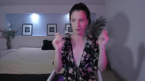 Snapshot of isabelfernandez chatting on September 28, 2025, 6:19 am IsabelFernandez online show from September 28, 2025, 6:19 am