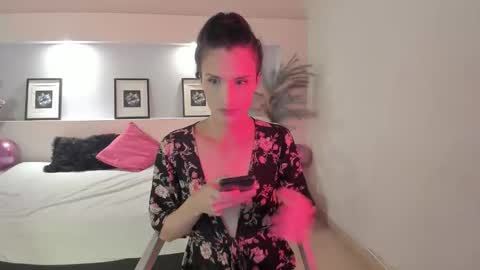 Snapshot of isabelfernandez chatting on September 29, 2025, 5:01 am IsabelFernandez online show from September 29, 2025, 5:01 am