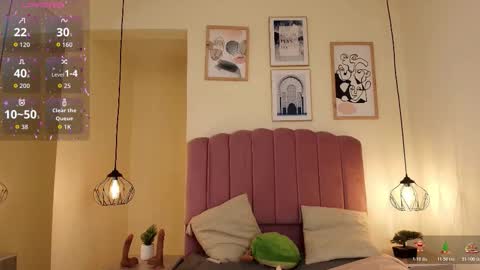 isabelgh_ online show from November 13, 2025, 3:27 am