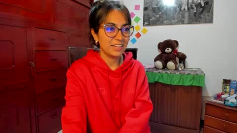 Isabella22 1 online show from January 17, 2025, 2:18 am