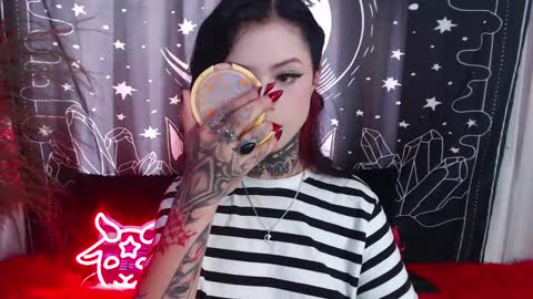    online show from February 14, 2025, 7:33 pm