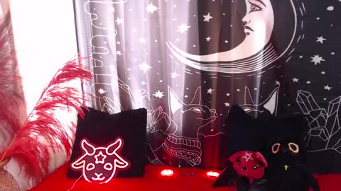    online show from February 21, 2025, 7:32 pm
