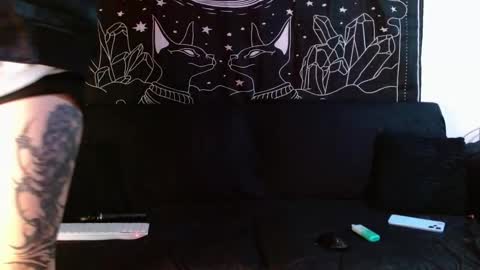 Snapshot of isabella__dark chatting on November 13, 2025, 10:41 pm online show from November 13, 2025, 10:41 pm