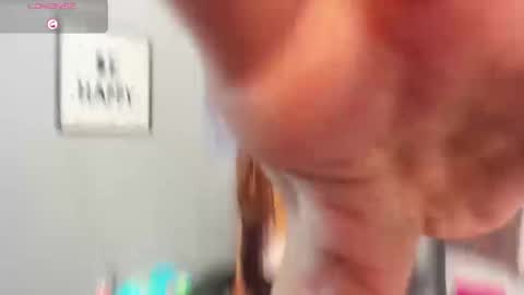 Isa online show from March 12, 2026, 8:59 pm