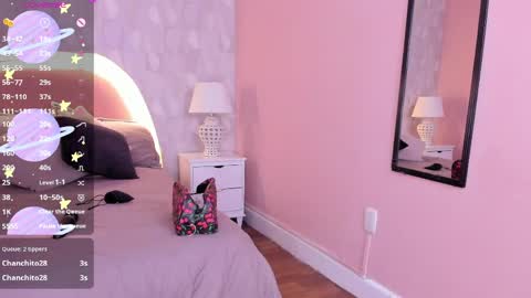 isabella__milf online show from June 3, 2026, 7:08 pm