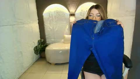 Isa  online show from February 13, 2026, 1:40 pm