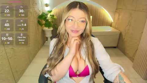 Snapshot of isabella__r chatting on April 25, 2026, 1:08 am Isa online show from April 25, 2026, 1:08 am