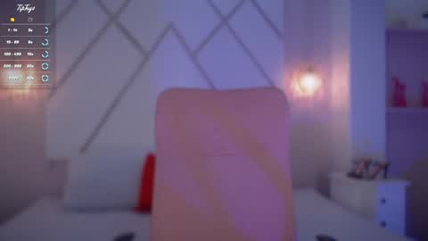 Snapshot of isabella__shine chatting on February 5, 2025, 4:03 pm Isa  online show from February 5, 2025, 4:03 pm