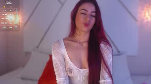 Snapshot of isabella__shine chatting on March 6, 2025, 4:38 pm Isa  online show from March 6, 2025, 4:38 pm