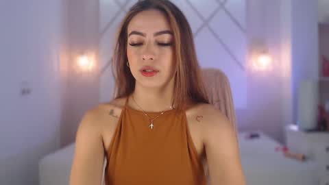 Snapshot of isabella__shine chatting on September 29, 2025, 3:28 pm Isa  online show from September 29, 2025, 3:28 pm