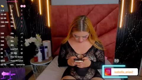 Snapshot of isabella_arias1 chatting on March 4, 2025, 4:17 am Isabella Arias online show from March 4, 2025, 4:17 am