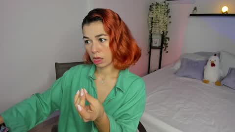 isabella online show from September 16, 2025, 4:19 pm