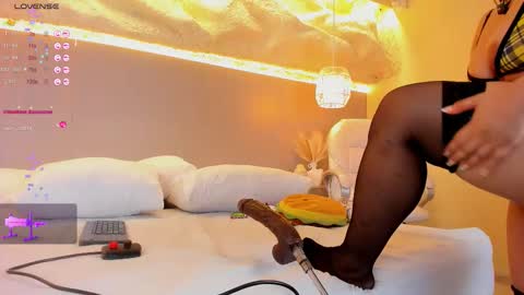 Snapshot of isabella_daniell chatting on March 4, 2026, 3:56 am Isa online show from March 4, 2026, 3:56 am