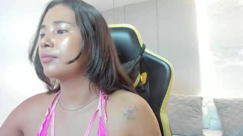 Isabel florez online show from March 27, 2026, 12:05 pm