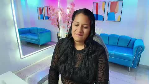 Isabella online show from September 10, 2025, 8:20 pm