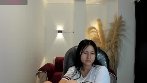 Isabella online show from June 11, 2026, 7:39 am
