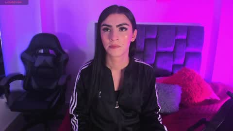 Snapshot of isabella_moon9 chatting on April 21, 2026, 11:38 am Isabella Moon9 online show from April 21, 2026, 11:38 am