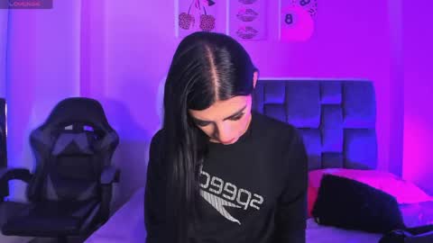 Snapshot of isabella_moon9 chatting on April 24, 2026, 11:56 am Isabella Moon9 online show from April 24, 2026, 11:56 am