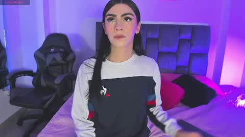 Snapshot of isabella_moon9 chatting on April 25, 2026, 12:19 pm Isabella Moon9 online show from April 25, 2026, 12:19 pm