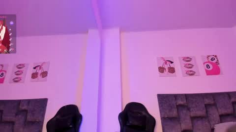 Snapshot of isabella_moon9 chatting on May 9, 2026, 11:26 am Isabella Moon9 online show from May 9, 2026, 11:26 am
