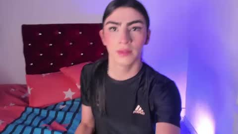 Snapshot of isabella_moon9 chatting on June 24, 2026, 11:31 am Isabella Moon9 online show from June 24, 2026, 11:31 am