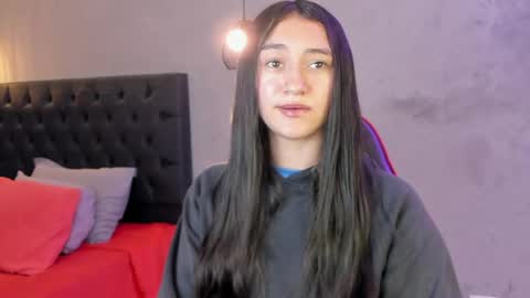 Isabella Nowa online show from April 9, 2026, 11:26 am