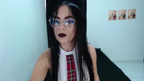 Snapshot of isabella_piercee chatting on August 5, 2026, 10:12 pm isabella_piercee online show from August 5, 2026, 10:12 pm