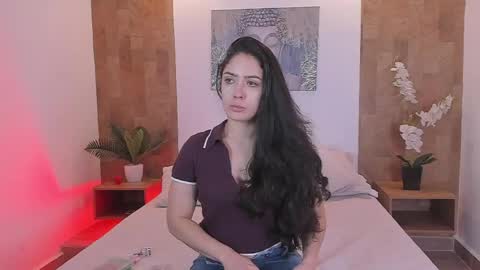 Snapshot of isabella_winkler chatting on April 17, 2026, 10:51 am isabella_winkler online show from April 17, 2026, 10:51 am