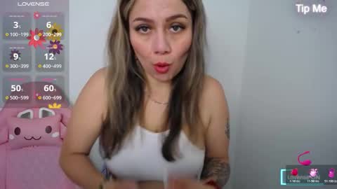 isabella_wish1 online show from October 20, 2025, 1:22 pm