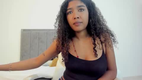 isabella online show from September 27, 2025, 12:10 pm