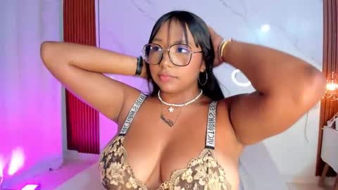 isabella zc online show from January 15, 2026, 8:45 pm