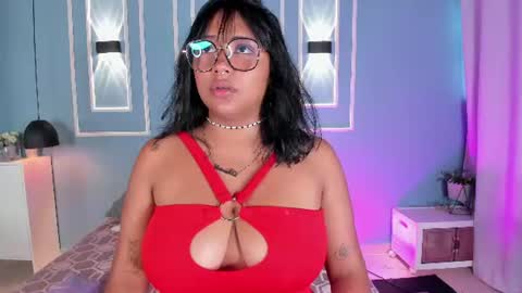 Snapshot of isabella_zc chatting on July 6, 2026, 12:02 pm isabella zc online show from July 6, 2026, 12:02 pm