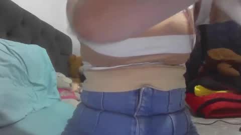Snapshot of isabellaa_hills_ chatting on April 30, 2026, 9:19 pm isabellaa_hills_ online show from April 30, 2026, 9:19 pm
