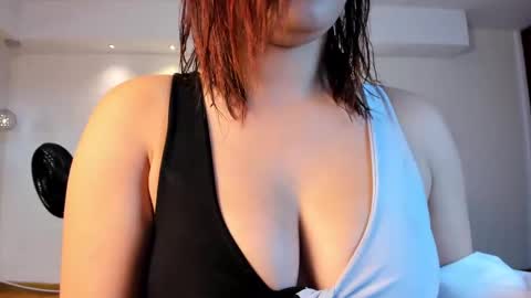 Snapshot of isabellaajoness chatting on February 14, 2025, 12:14 pm Isabella  Everyday From 0530 to 1430 Col Time online show from February 14, 2025, 12:14 pm