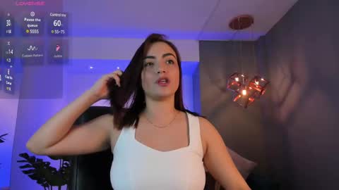Snapshot of isabellaajoness chatting on March 3, 2025, 12:37 pm Isabella  Everyday From 0530 to 1430 Col Time online show from March 3, 2025, 12:37 pm