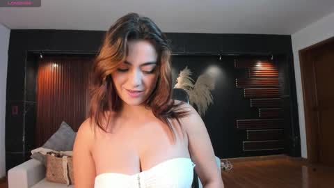 Snapshot of isabellaajoness chatting on October 21, 2025, 12:06 pm Isabella  Everyday From 0530 to 1430 Col Time online show from October 21, 2025, 12:06 pm