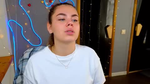 Snapshot of isabellabler chatting on September 21, 2025, 5:42 am isabellabler online show from September 21, 2025, 5:42 am