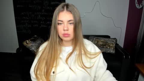 Snapshot of isabellabler chatting on October 20, 2025, 5:52 am isabellabler online show from October 20, 2025, 5:52 am