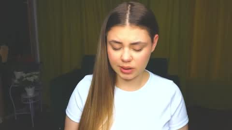 isabellabler online show from May 11, 2026, 11:38 am