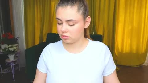 isabellabler online show from May 13, 2026, 5:38 am