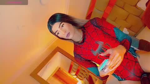 isabellagirs online show from October 13, 2025, 4:23 am