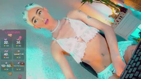 isabellagirs online show from July 9, 2026, 1:26 pm