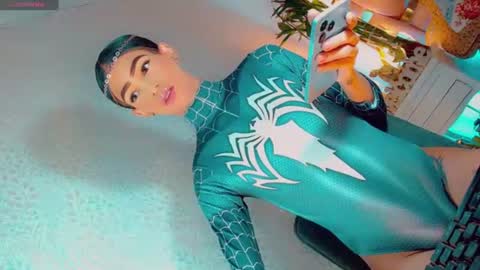 isabellagirs online show from July 15, 2026, 2:39 am