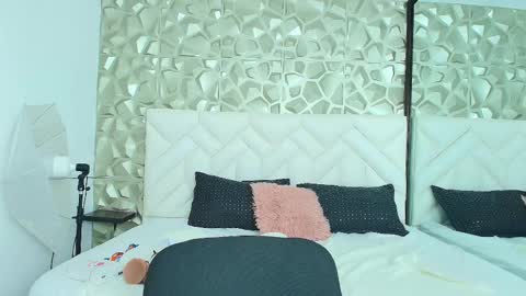 Snapshot of isabellaharley chatting on September 20, 2025, 1:45 pm Isabella online show from September 20, 2025, 1:45 pm