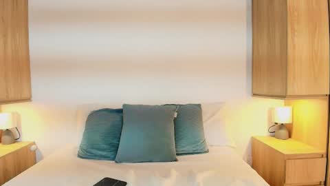 Snapshot of isabellaharley chatting on November 15, 2025, 2:24 pm Isabella online show from November 15, 2025, 2:24 pm