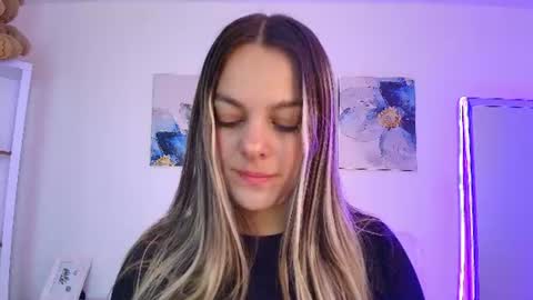 Isabella  online show from July 10, 2026, 1:36 pm