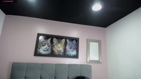 IsabellaLuxe online show from September 10, 2025, 12:49 pm